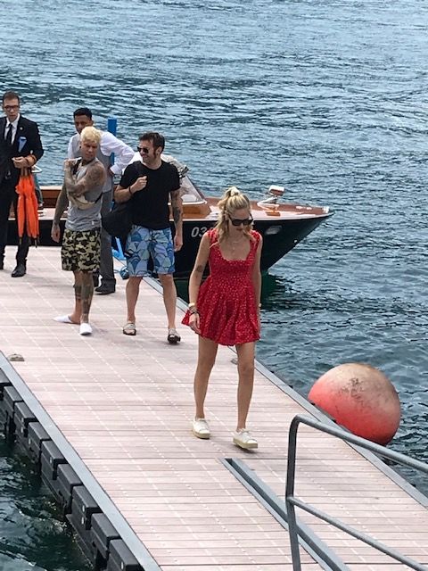 Chiara Ferragni e Fedez sul Lago di Como | foto Chiara Ferragni e Fedez sul Lago di Como | foto