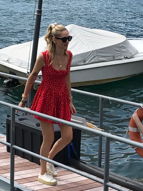 Chiara Ferragni e Fedez sul Lago di Como | foto Chiara Ferragni e Fedez sul Lago di Como | foto