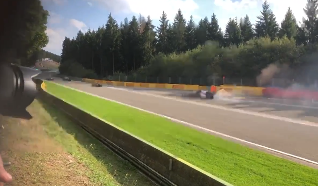 Formula 2, terribile incidente a Spa in Belgio. Morto Hubert I VIDEO Formula 2, terribile incidente a Spa in Belgio. Morto Hubert I VIDEO