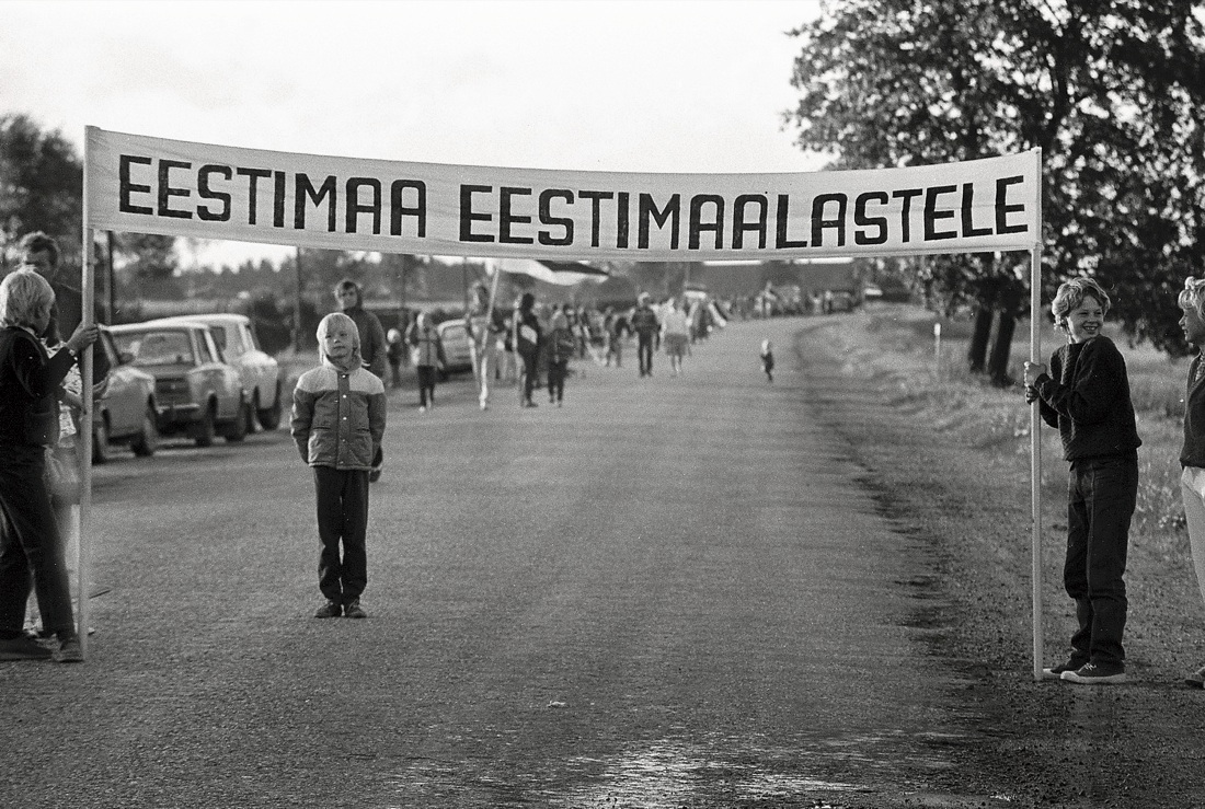 30 anni fa la catena umana degli Stati Baltici. Storia e foto