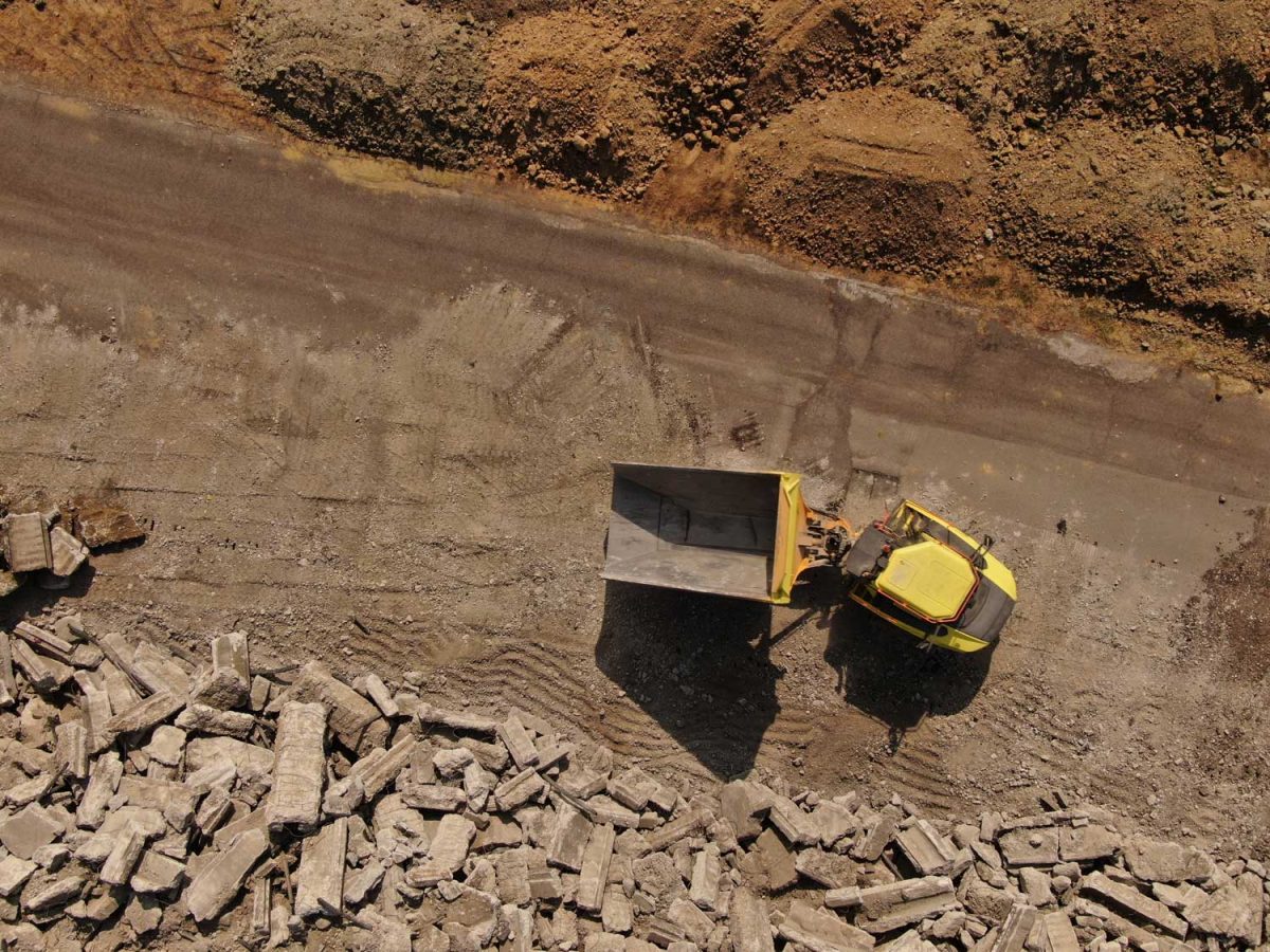 Le immagini dal drone dei lavori sulla pista di Linate | foto