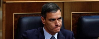 Il mito spagnolo della Schlein si sgretola: il vero volto del «modello Sanchez»