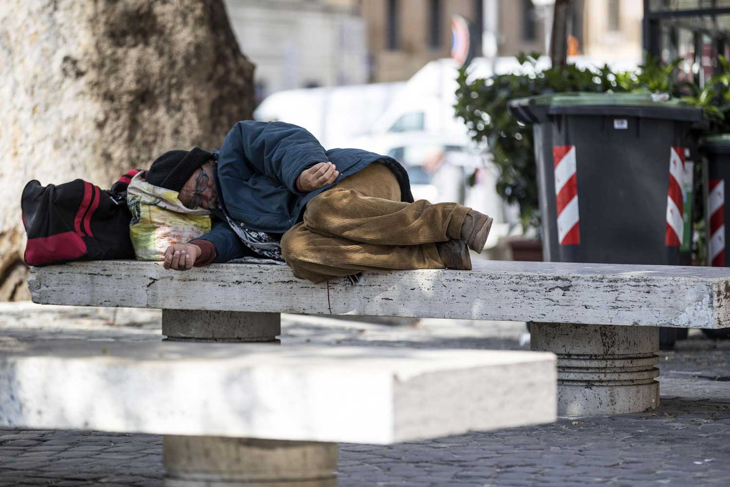 Italia accattona Italia accattona