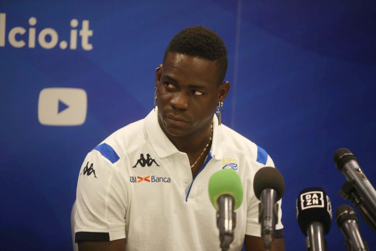 Galleria foto 'Mario Balotelli al Brescia: le foto della presentazione' - foto 3