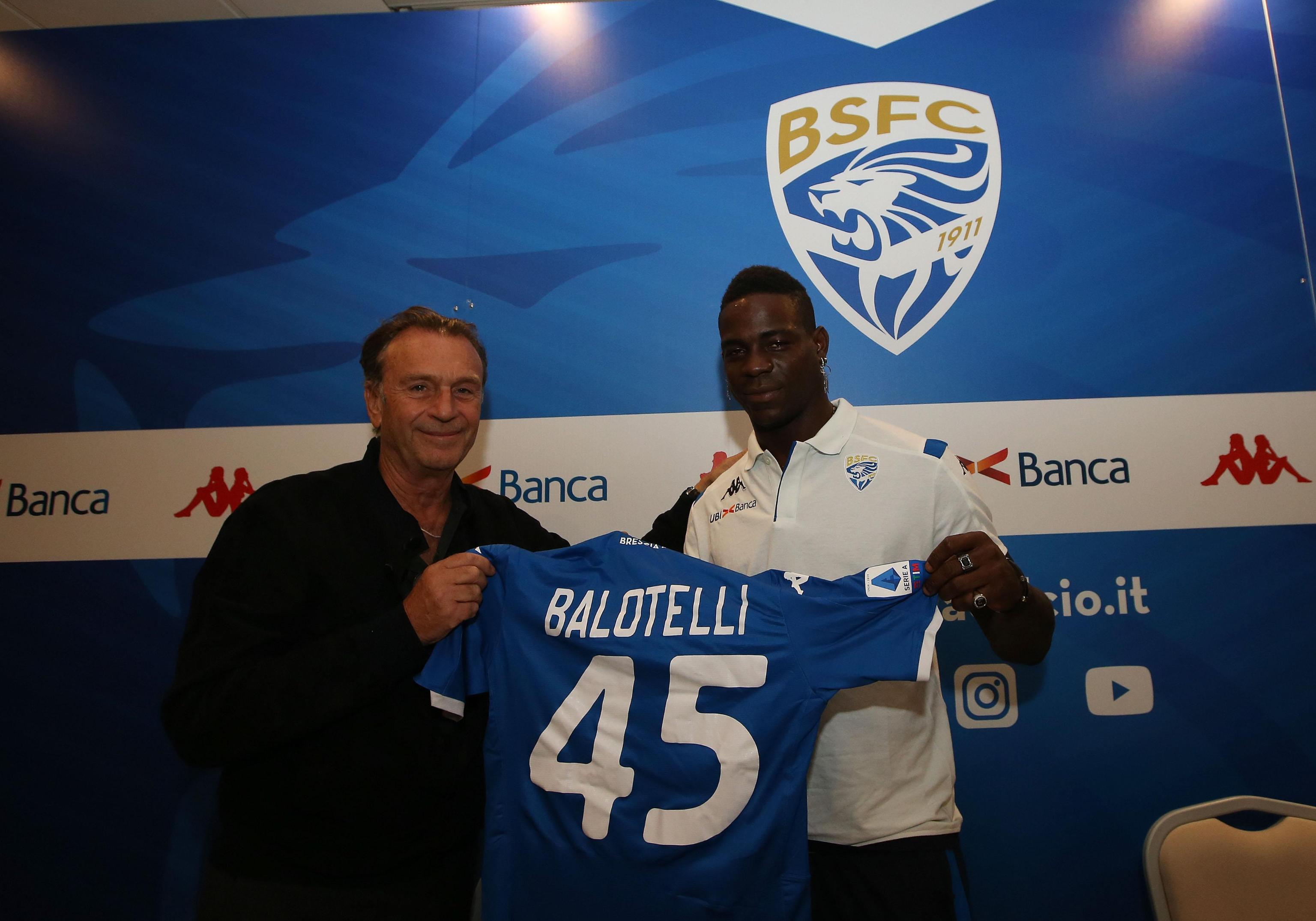 Mario Balotelli al Brescia: le foto della presentazione Mario Balotelli al Brescia: le foto della presentazione