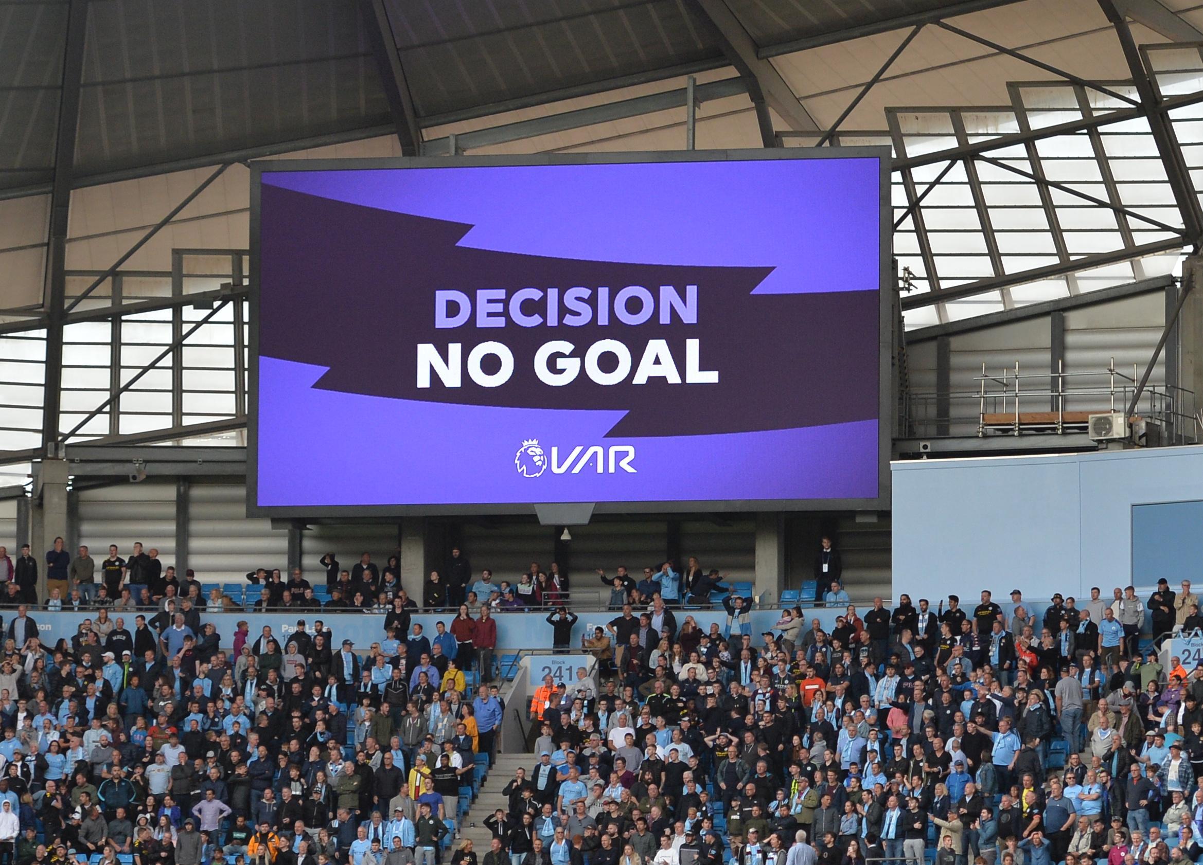 Come cambia il fallo di mano (e perché vedremo più gol annullati)