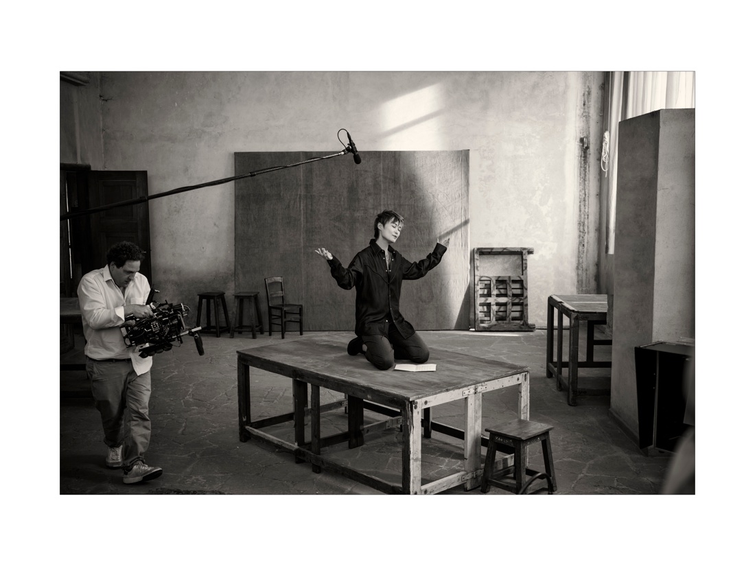 “The Cal”, Calendario Pirelli 2020 – Le foto del backstage