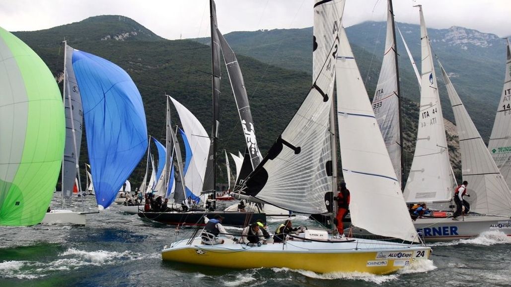 Trans Benaco Cruise Race 2019: le foto della regata Trans Benaco Cruise Race 2019: le foto della regata