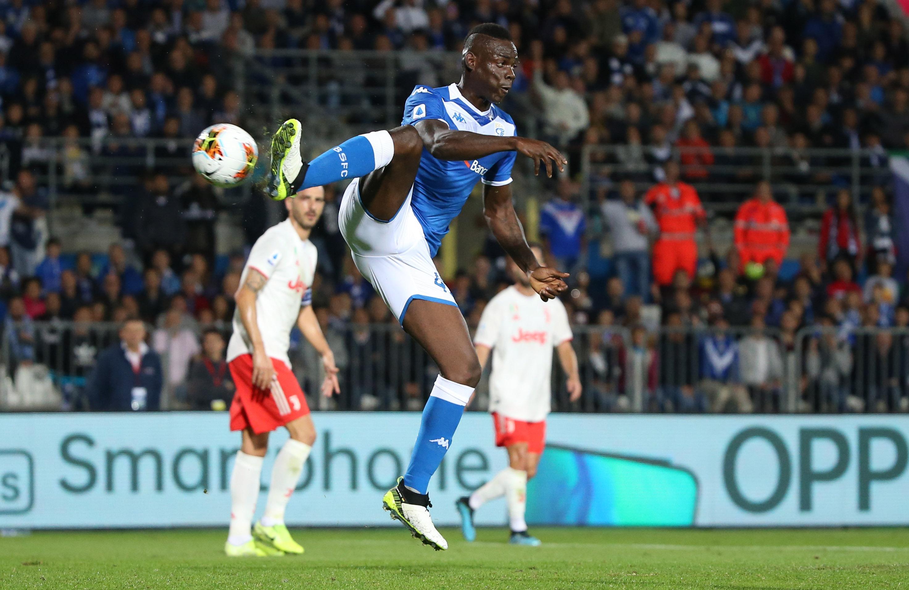 Balotelli, il ritorno in Serie A: le immagini di Brescia-Juventus Balotelli, il ritorno in Serie A: le immagini di Brescia-Juventus