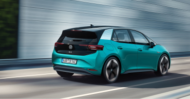 Perché l’auto elettrica è ancora una “spina nel fianco” per l’industria