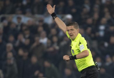 Razzismo, il coraggio di Orsato in mezzo a troppi silenzi