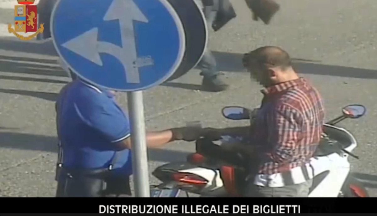 Galleria foto 'Estorsione e violenza: chi sono i capi ultras della Juventus arrestati' - foto 11