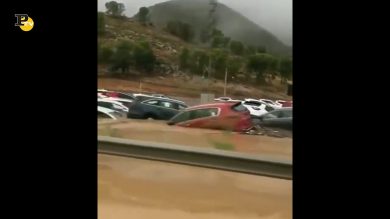 Spagna, drammatica alluvione ad Alicante e allarme meteo