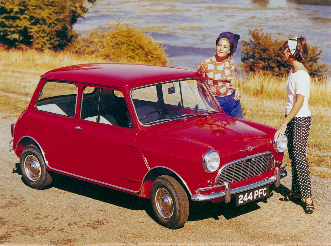 La Mini ha compiuto 60 anni. Storia e foto