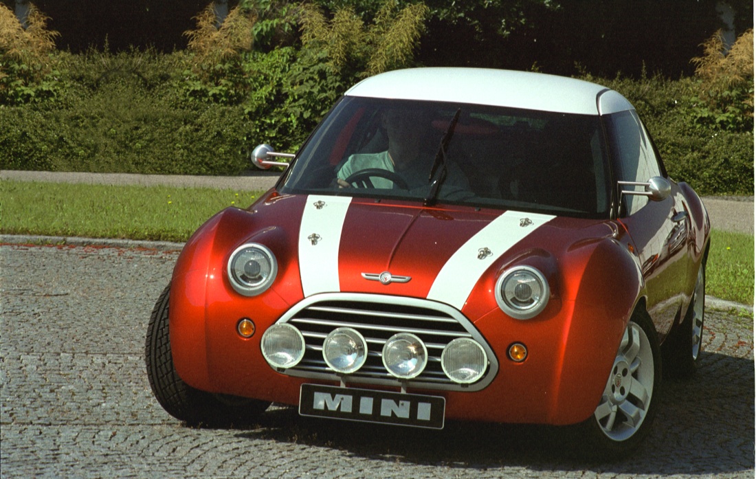 La Mini ha compiuto 60 anni. Storia e foto