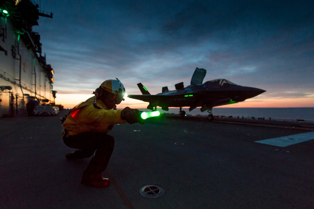 F-35: storia e foto del “Lightning II”