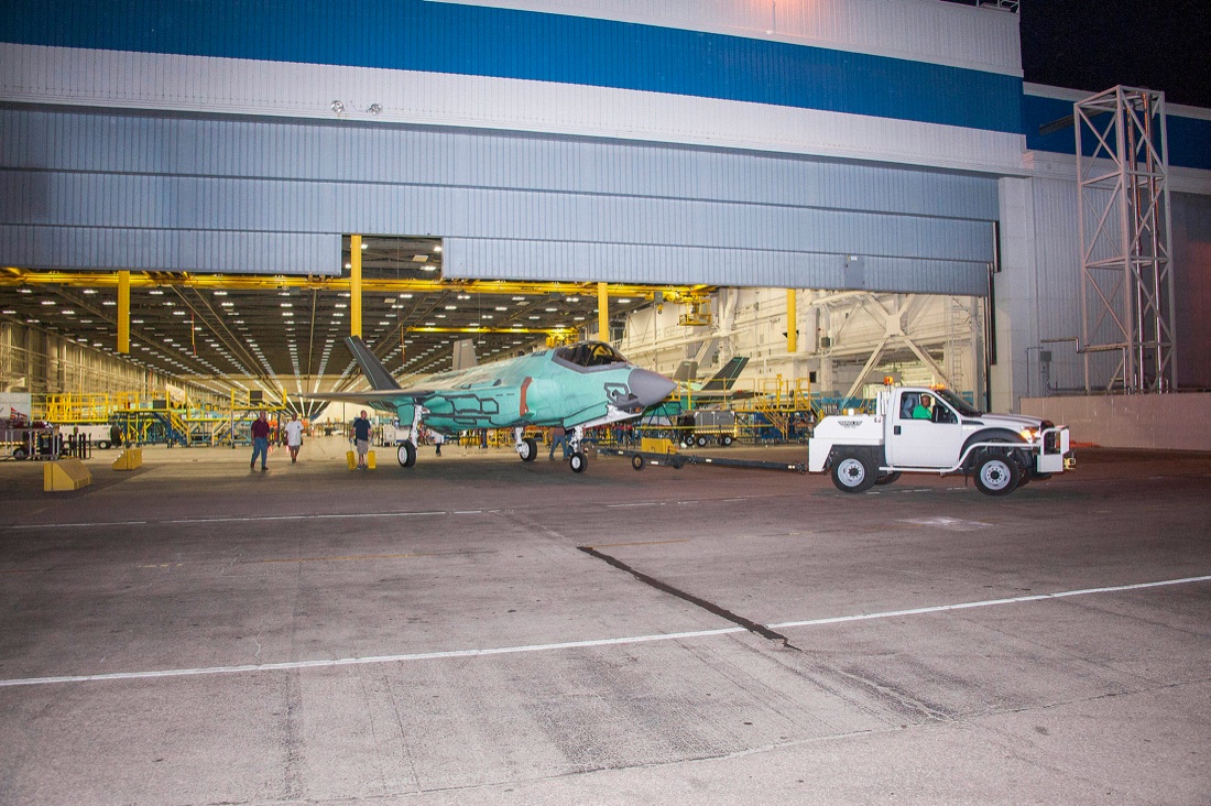 F-35: storia e foto del “Lightning II”