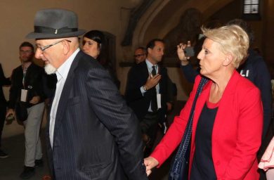 Renzi, tutti i guai con la Giustizia delle società di famiglia