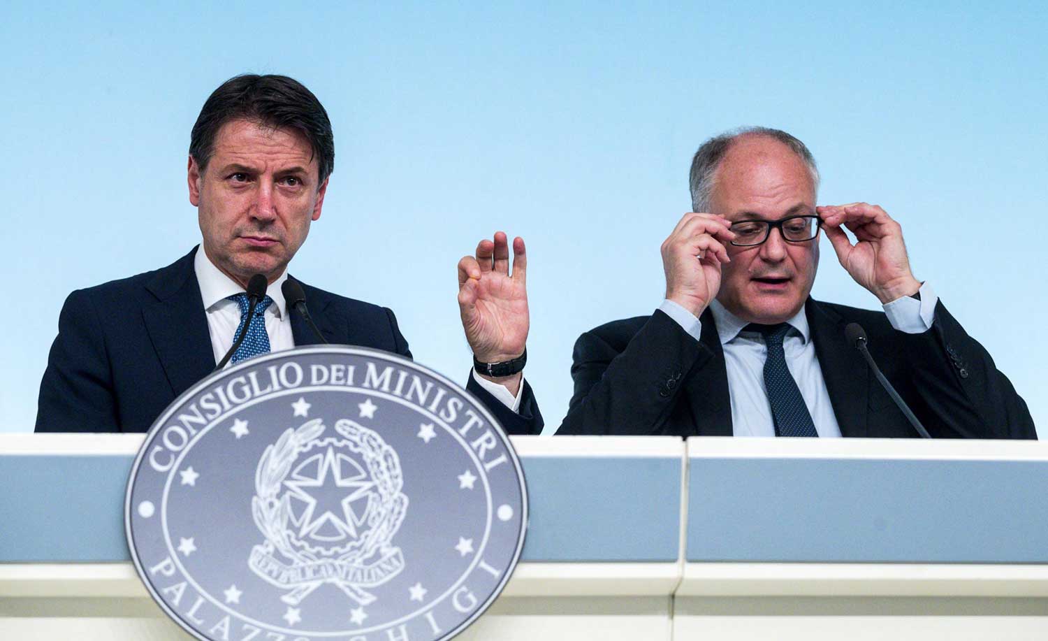 Belpietro: “Assurdo tartassare il contante” Belpietro: “Assurdo tartassare il contante”