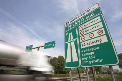 Autostrade e pedaggi: quanto si paga in Italia e all’estero