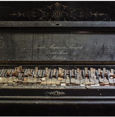 Lei non è mai ridicola