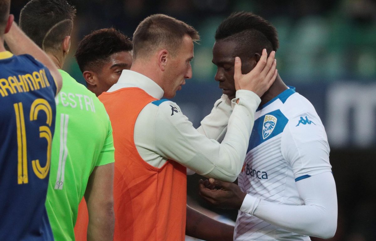 Galleria foto 'Razzismo nel calcio: le scuse da fare a Balotelli (e agli altri)' - foto 4