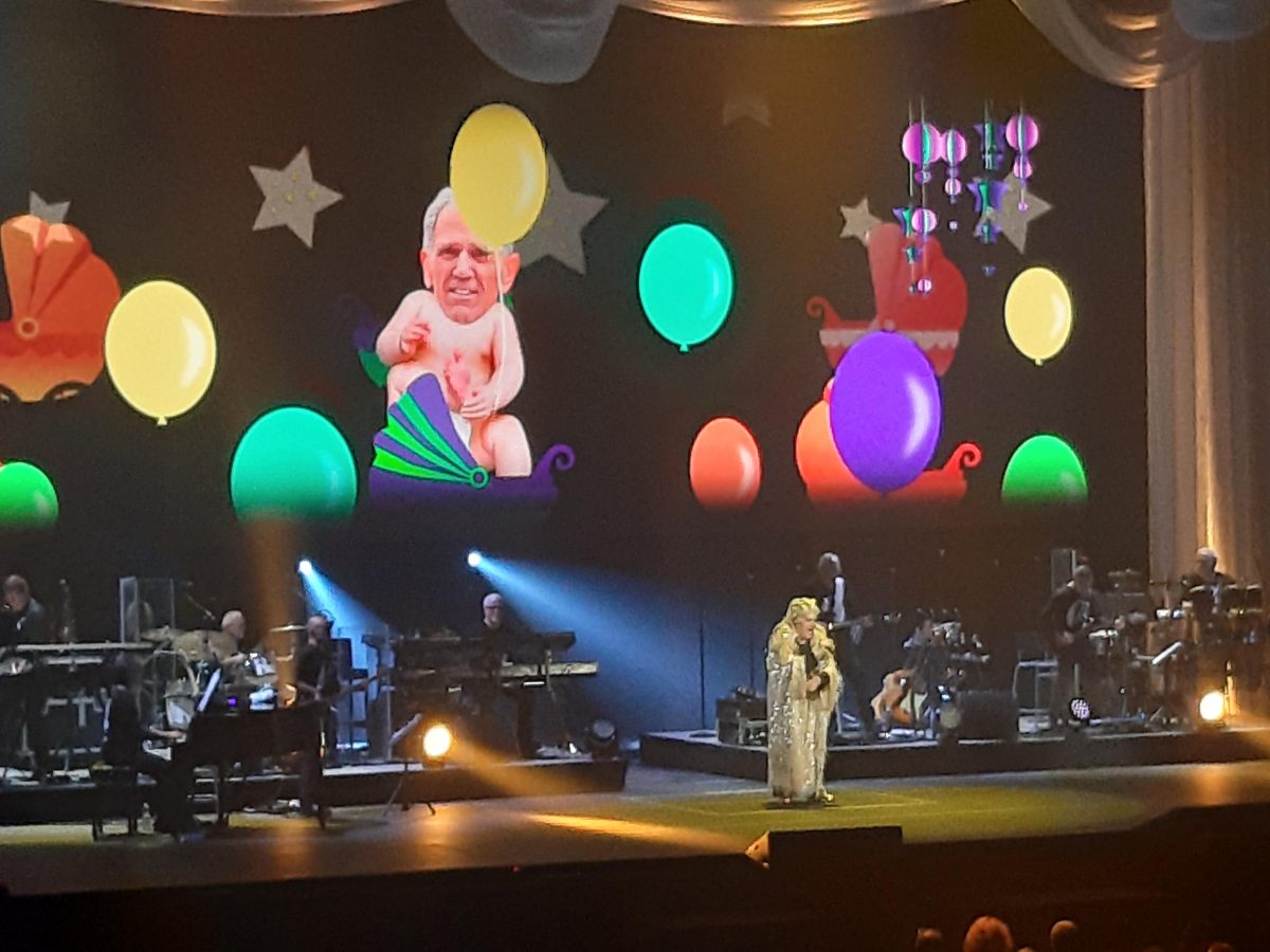 Galleria foto 'La lucida follia di Renato Zero conquista Roma – Recensione' - foto 4