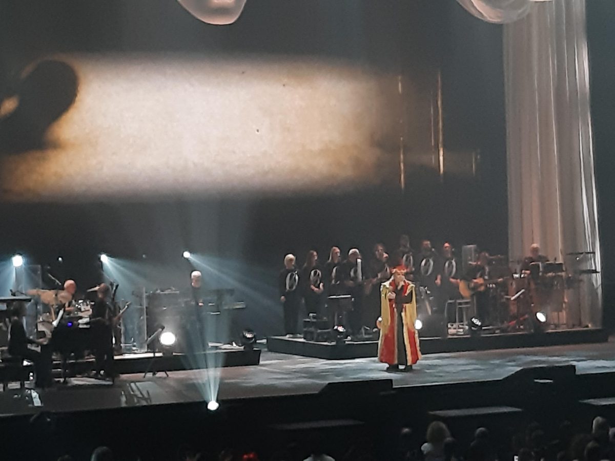 Galleria foto 'La lucida follia di Renato Zero conquista Roma – Recensione' - foto 5