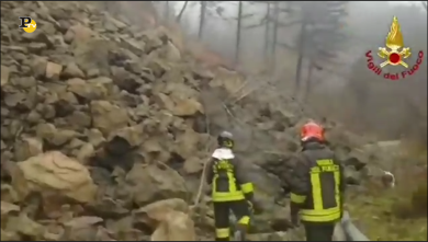 Grossa frana a Pavia sulla SS 166