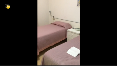 Una sorpresa insolita nel bagno dell’albergo