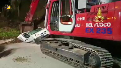 Vigili del Fuoco al lavoro per il crollo del muro a Montelupo Fiorentino