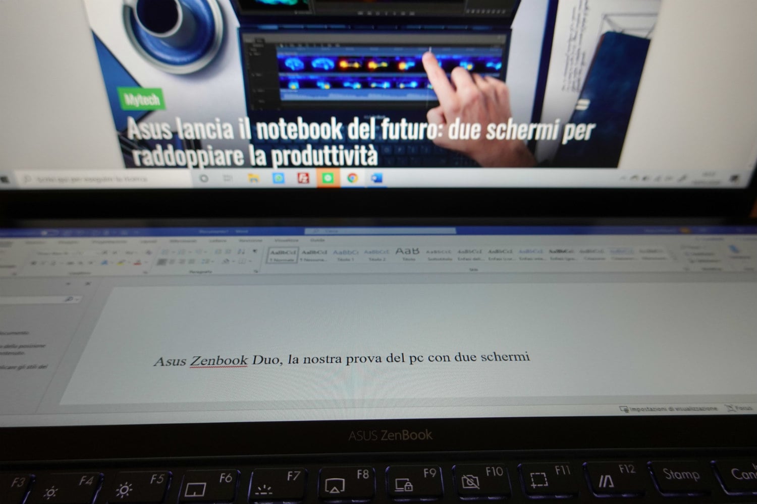 Asus ZenBook Duo, la prova del pc con due schermi