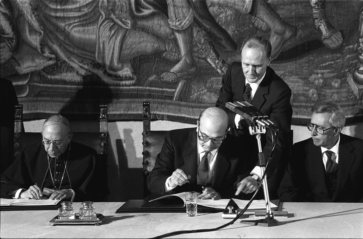 Galleria foto 'Bettino Craxi a 20 anni dalla morte: la storia e le foto' - foto 11