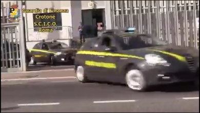 Arresti per corruzione in atti giudiziari a Crotone