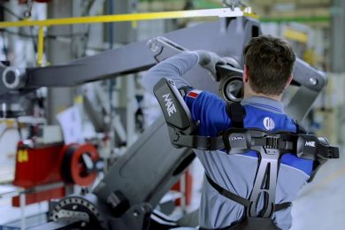 Esoscheletro, il robot indossabile che alleggerisce il lavoro