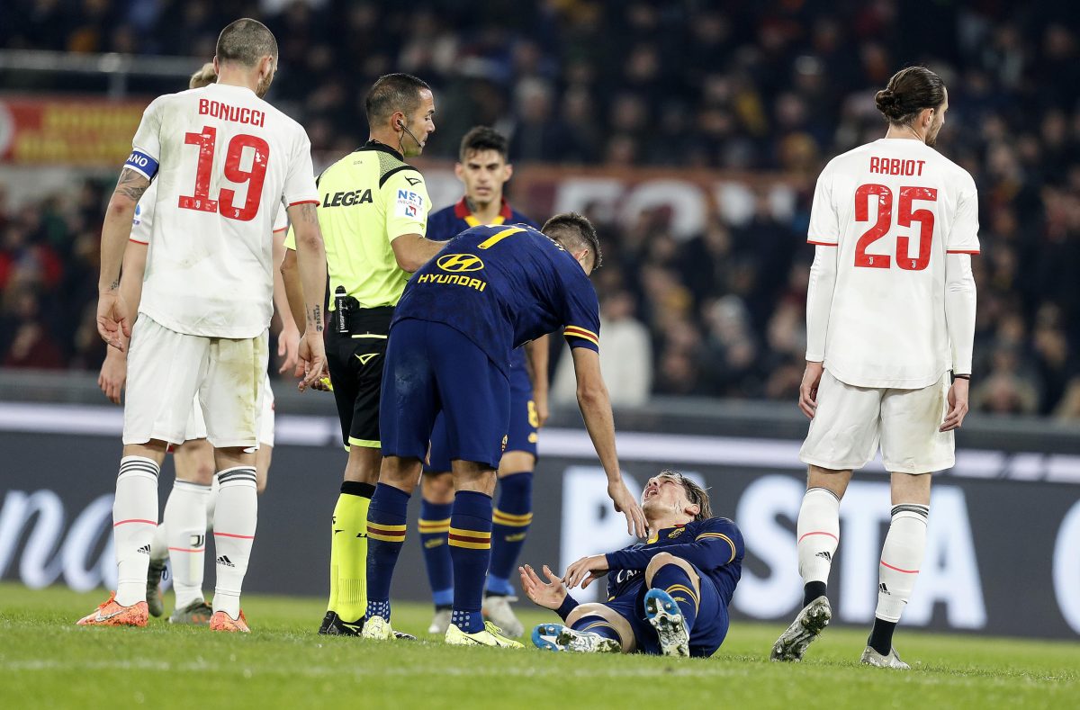 Galleria foto 'Zaniolo, infortunio al ginocchio e lacrime durante Roma-Juventus' - foto 3