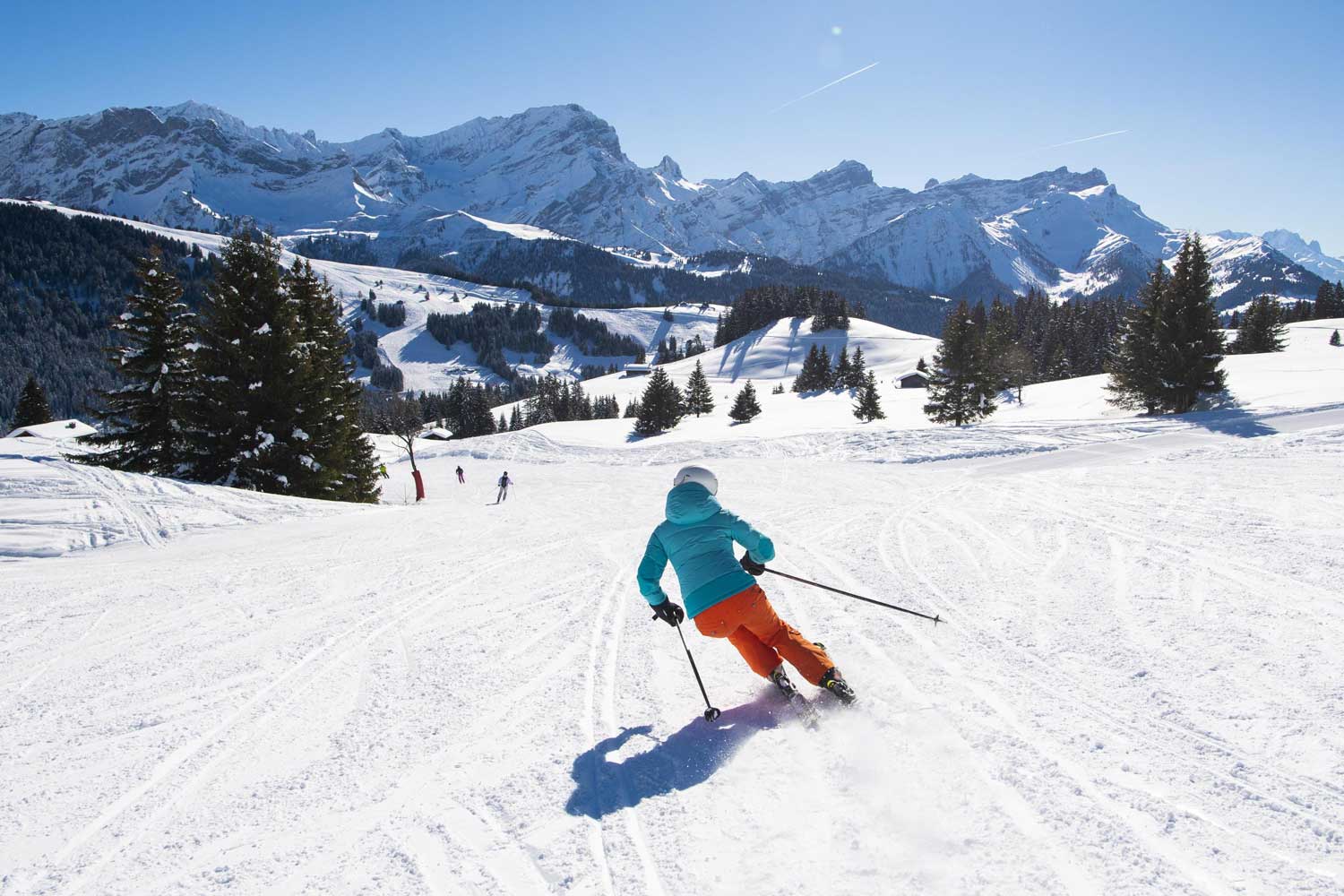 Sci sulla neve sempre connessi Sci sulla neve sempre connessi