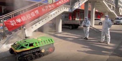 Coronavirus, la Cina usa i mini-carri armati