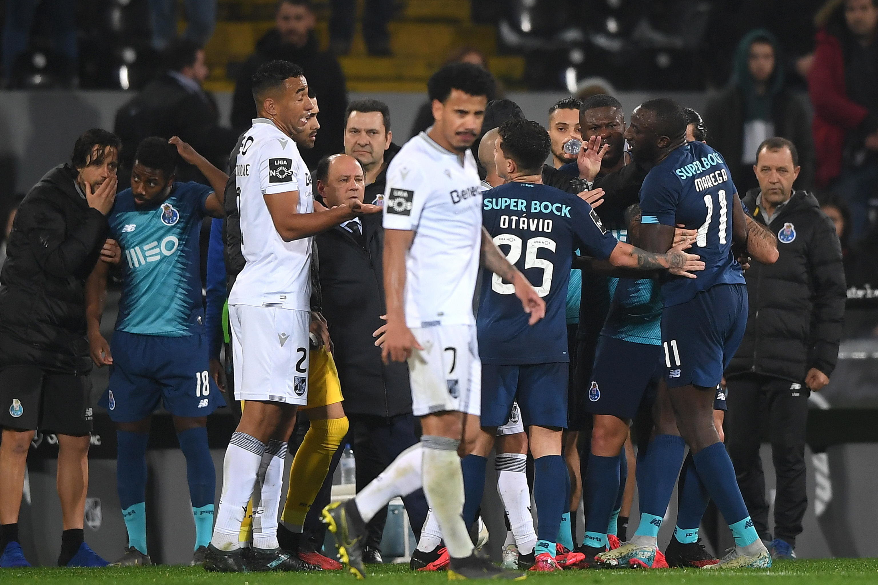 Insulti razzisti: Marega abbandona il campo in Portogallo Insulti razzisti: Marega abbandona il campo in Portogallo