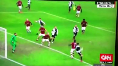 Milan-Juventus, il rigore per mano di Calabria con chiamata Var