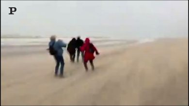 Ciara, sfida alle fortissime raffiche di vento