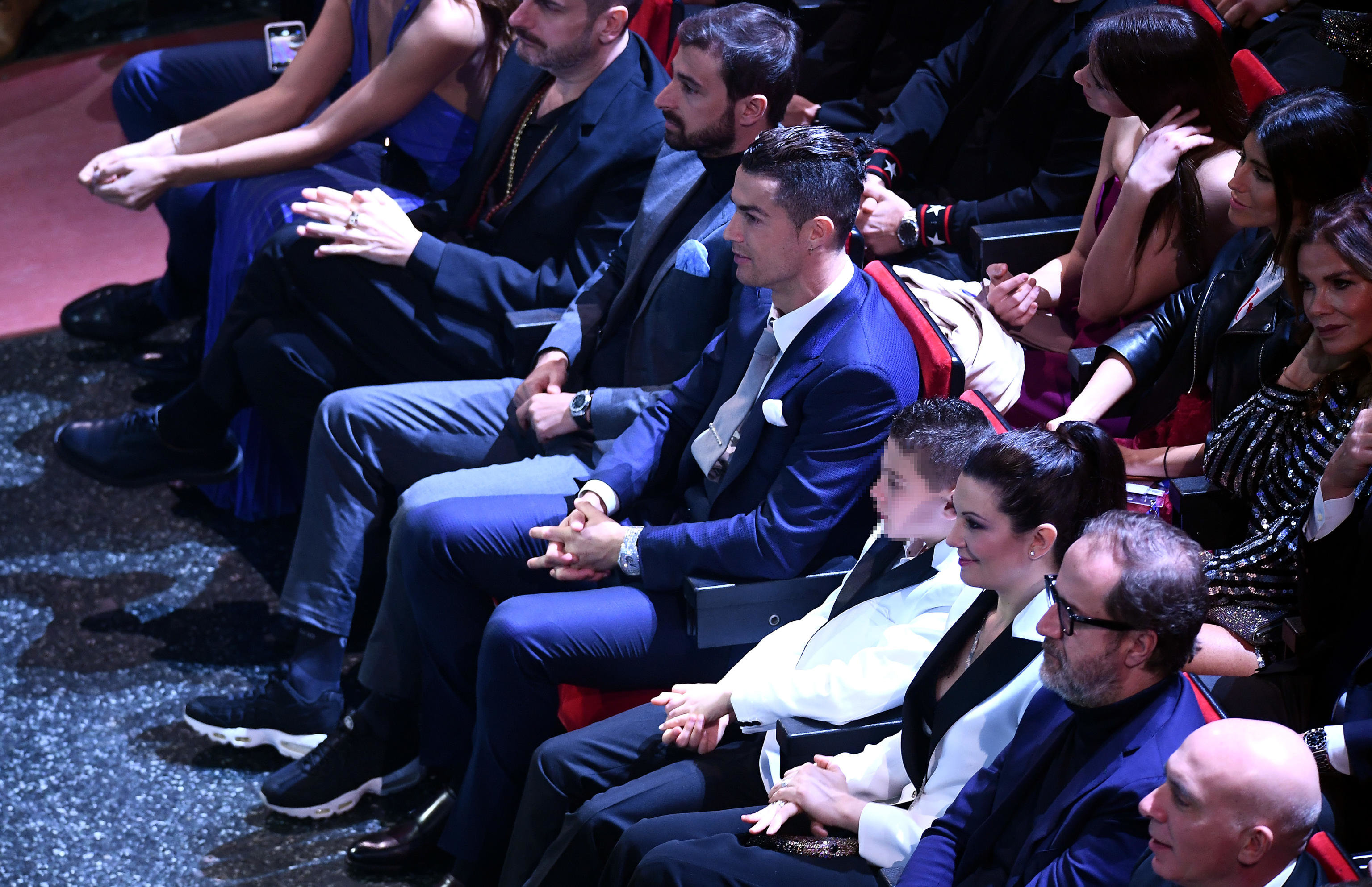 Sanremo 2020: Benigni mattatore all’Ariston, c’è Ronaldo in platea Sanremo 2020: Benigni mattatore all’Ariston, c’è Ronaldo in platea