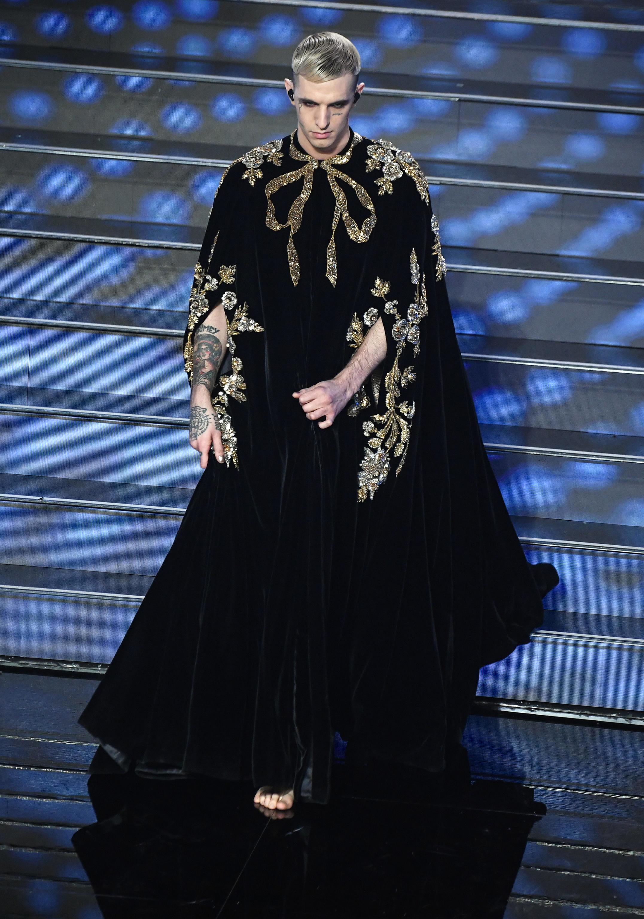 Sanremo 2020: buona la prima per Amadeus, Tiziano Ferro in lacrime Sanremo 2020: buona la prima per Amadeus, Tiziano Ferro in lacrime