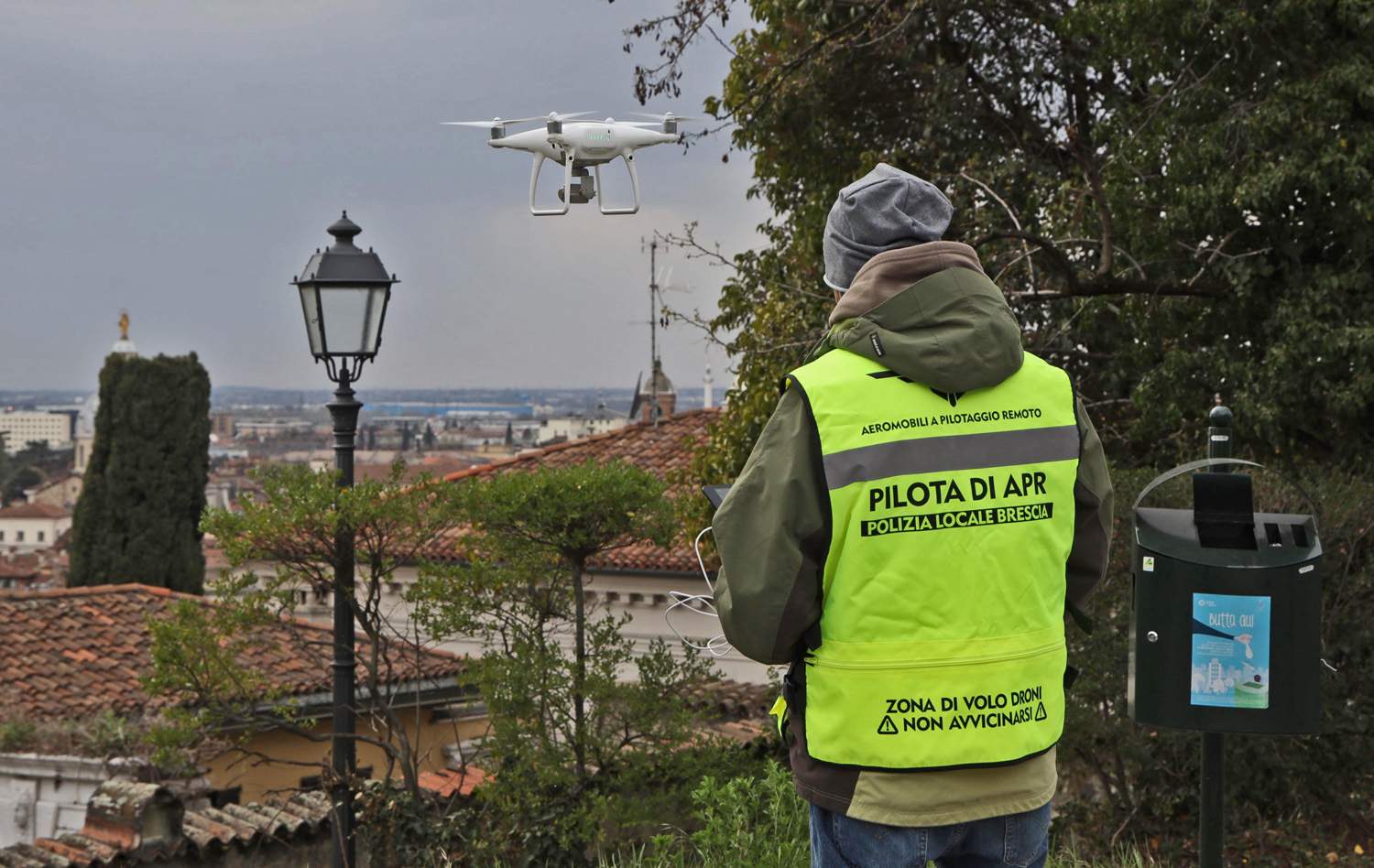 Piloti di droni si diventa online, con trenta euro Piloti di droni si diventa online, con trenta euro