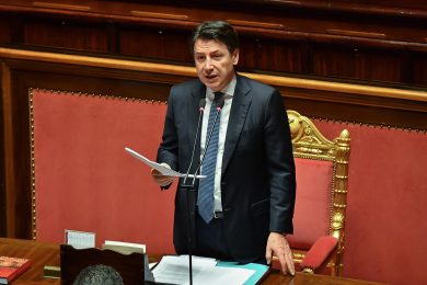 Le pagelle ai leader mondiali alle prese con il Covid-19