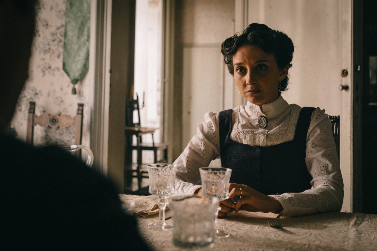 Galleria foto 'La concessione del telefono: tutto sul film tv di Rai 1' - foto 5