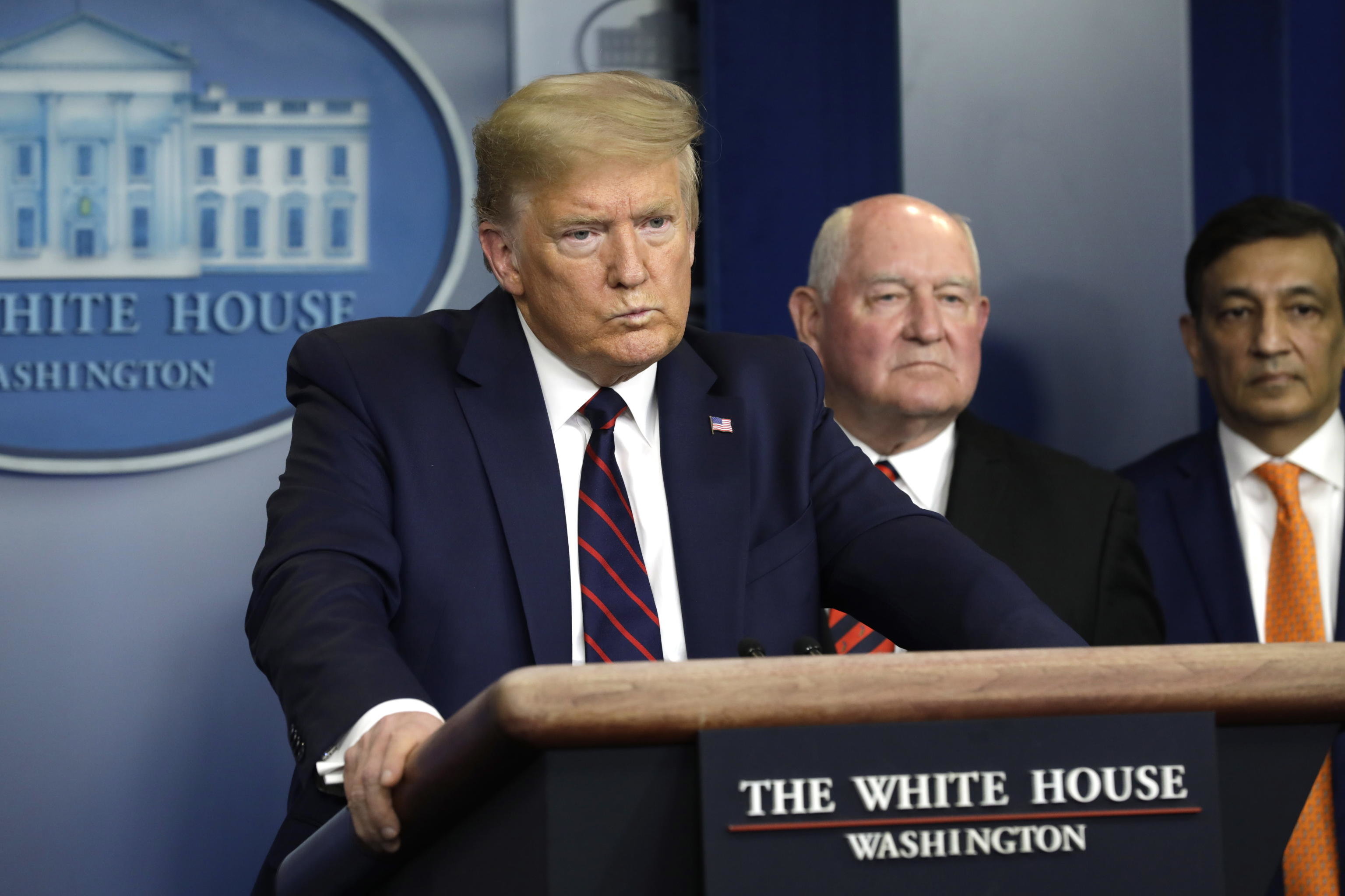 Le pagelle ai leader mondiali alle prese con il Covid-19