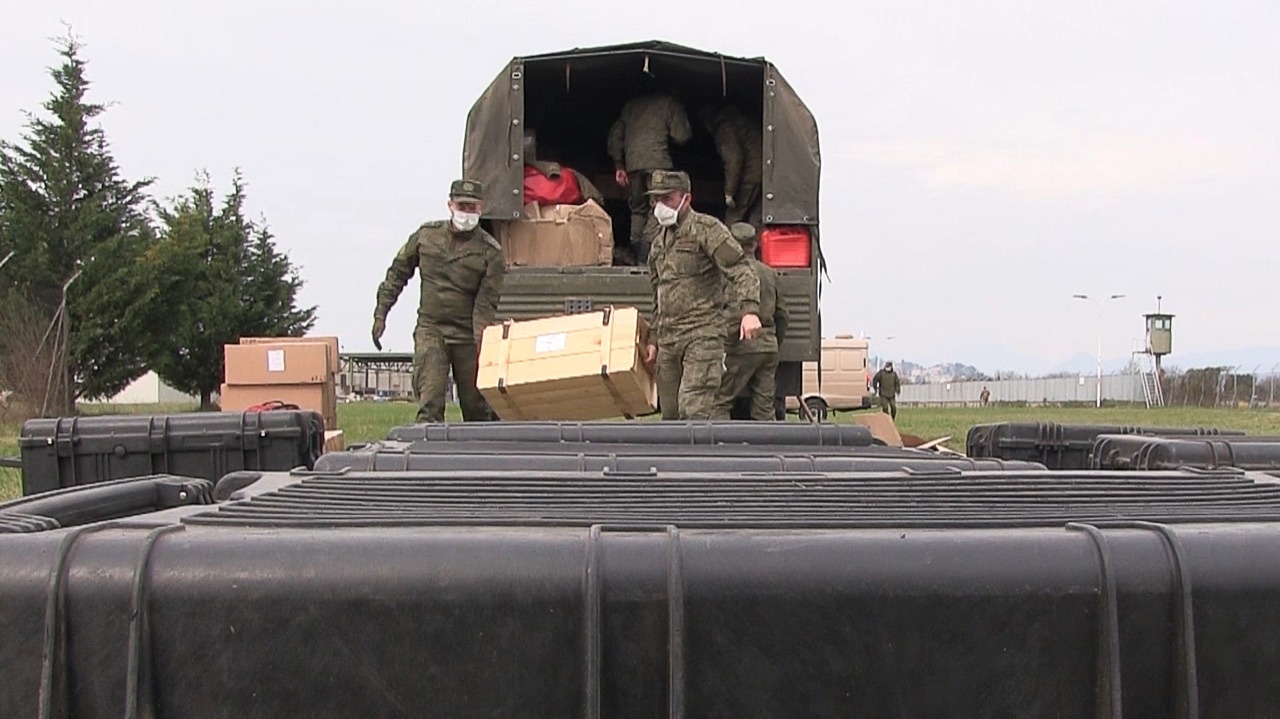 Aiuti: quando il vuoto della leadership occidentale viene riempito da Mosca e Pechino