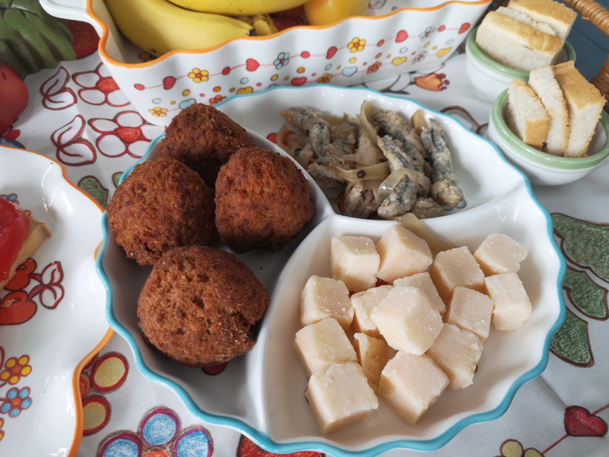 Galleria foto 'Come allestire il pic nic del 1 maggio, a casa, con stile' - foto 3