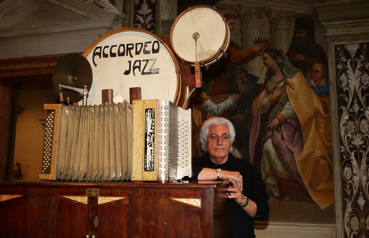 Germano Celant morto per coronavirus: addio al padre dell’Arte Povera